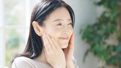 肌や髪、メンタルに関係する＜美と命の守り神＞は40代後半から50代前半にかけて減少…総合内科専門医が教える【更年期の先を見据えた女性ホルモンとの賢い付き合い方】
