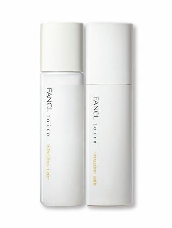 トイロ バイタライジングドロップ（化粧液）〈医薬部外品〉120mL、トイロ バイタライジングミルク（乳液）〈医薬部外品〉 60ℊ