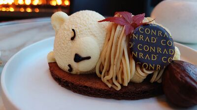 コンラッド東京のバー＆ラウンジ『トゥエンティエイト』可愛くすやすやと眠る〈くまちゃんモンブラン〉