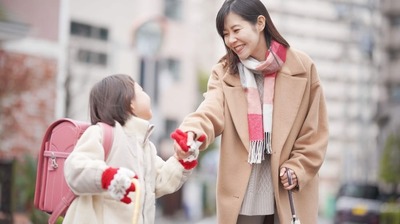 子どもの心を開く聞き方とは。共感の言葉を組み合わせて傾聴を。否定や自分の話にすり替えるのはNG