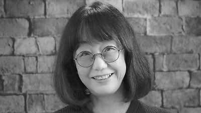 川上弘美「60代になり、たわいもない会話の大切さに気が付いた。こんなスナックなら自分も通いたいと思いながら」