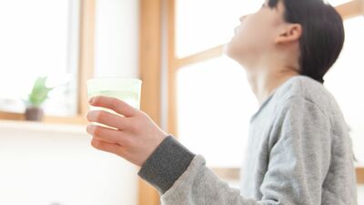 「うがい」の語源は鵜飼い?何気なくしている「うがい」は、実は奥深い日本の文化だった