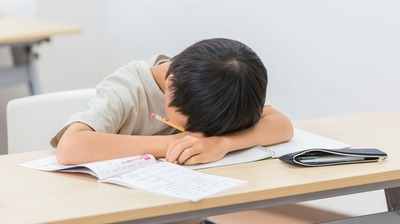 子どもに「やめたい」と言われたら。習いごとや受験、やり遂げなくていいの?3万人の親子をみてきたスクールカウンセラーが教える「やめる経験」の大切さ