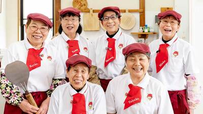 73歳から86歳の「婆たち」が切り盛りするピザ専門店「BaBaピザ」。婦人会の仲間と資金集めから始めて。2年間無報酬でも「やめよう」と言わなかった