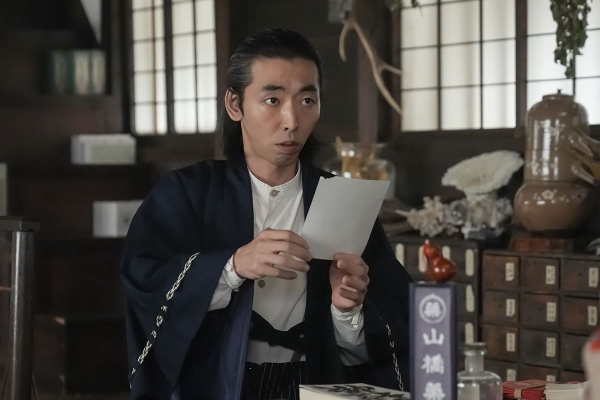 ばけばけ』ビアを探してトキが出会った舶来品店の店主。演じる柄本時生