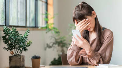 余裕がないときは無理に上機嫌を演じなくていい。不調をあえてさらけ出すことで、相手と無理なく理解し合える関係に移行することもある