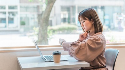 「前を歩く人を追い越せない」「急な予定変更も仕方ない」好奇心旺盛だけど傷つきやすい＜HSS型HSP＝かくれ繊細さん＞の特徴とは？