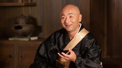 もしかしてだけど<あの芸人>?生臭坊主に水茶屋の主人…『べらぼう』新キャストの扮装写真が公開に