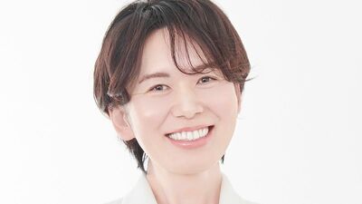 藤本スバル「厚塗りは老け見えのもと！“若いね！”は作れる。ツヤと透明感を引き出す美容研究家・藤本スバル式・ベースメイク」