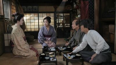 <ついにきた>『ばけばけ』次週予告。「怪談を教えてさしあげてくれないか?」と錦織。トキはろうそくの炎を前に語り出し…