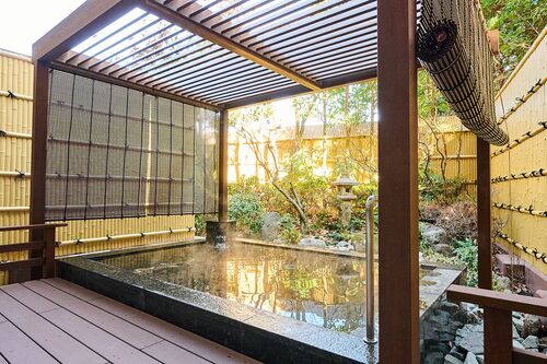 「ラフォーレ箱根強羅 湯の棲 綾館」女湯露天風呂