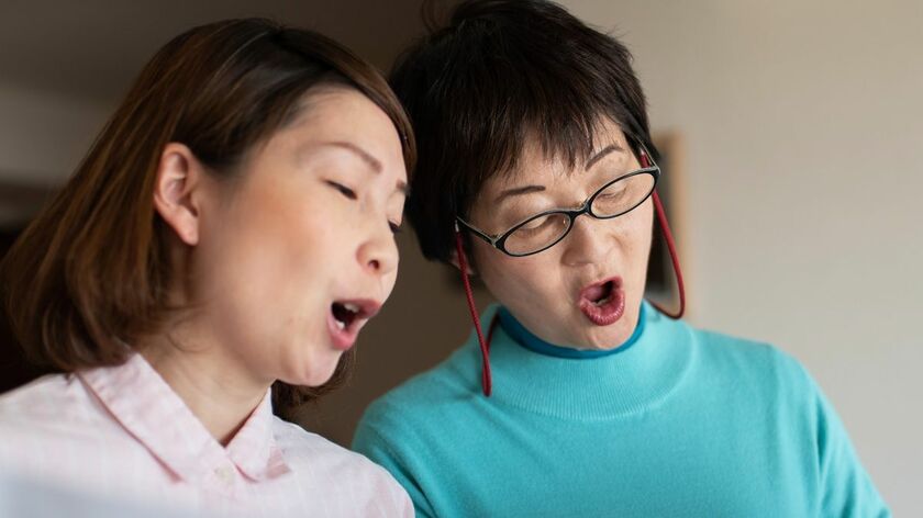 早口言葉で脳トレ《実践編》はじめは口の開け方を意識してゆっくり丁寧に。ポイント解説付き7つの「早口言葉」