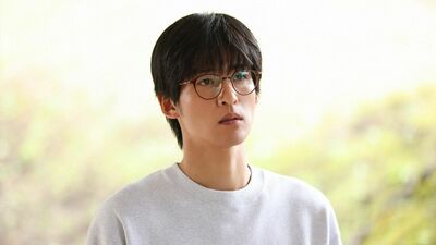 日曜劇場『ザ・ロイヤルファミリー』第6話予告。「行けーーーーー！！」ホープのラストランに隠し子・耕一は絶叫。父・耕造と距離を置く耕一の本心は…＜ネタバレあり＞