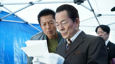 『相棒season24』第5話あらすじ。名門大の事務局長の遺体が発見された。昭和初の殺人事件について調べ始める右京と薫だが…＜ネタばれあり＞