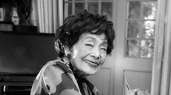 104歳のピアニスト室井摩耶子「現在も自宅で一人暮らし。眠たくなったら寝て、起きたい時間に起きる。〈体が欲していることに従う〉のが、私の健康法」