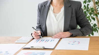 「均等法第一世代」60歳独身女性が「自分の生き方はマイノリティー」と心身の不調を経験。それでも定年退職後たどり着いたのは「今が最も充実」という仕事だった