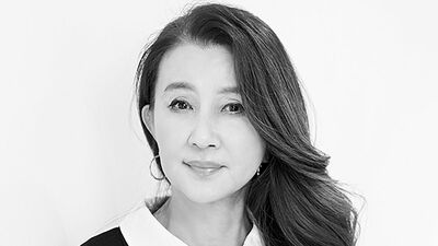 秋吉久美子「20年前72歳で他界した母。がん告知をせず、怯える母に心の安寧を与えられなかった後悔は今も」