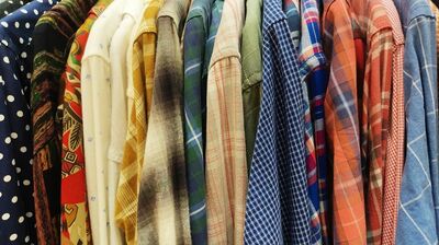 ＜モノを捨てられない夫＞が大量の服を処分…転機は＜住まいのサイズダウン＞「奇妙な服装から『おしゃれなおじさん』に変身」