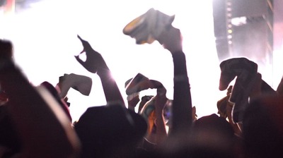 「音楽フェス」はなぜ世界中で人気になったのか?音楽ビジネスにも3つの大きな変化をもたらしていて…