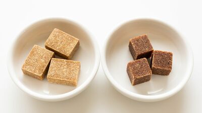 「ブイヨン」と「コンソメ」ってなにが違うの？同じフランス語だけど…特徴に合うおすすめの使い方も紹介 