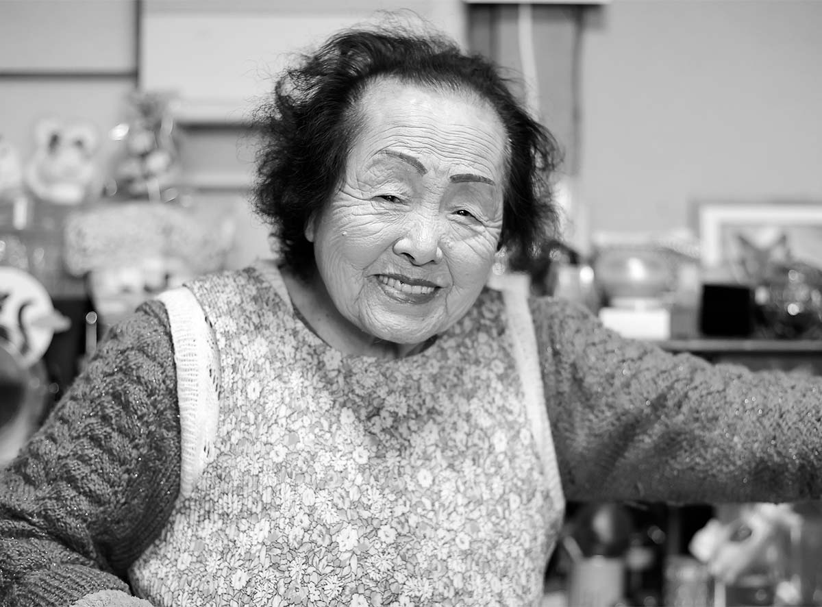 102歳の化粧品販売員・堀野智子さん「最高齢の女性ビューティー 102歳の化粧品販売員・堀野智子さん「最高齢の女性ビューティー