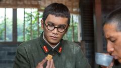「軍隊の暴力性を描かないと＜逆転しない正義＞に至らない」チーフ演出が語る『あんぱん』の戦争。「二宮和也さんはワンシーンに賭けてきた。妻夫木聡さんとは八木が戦争で人を殺したという設定を共有していて…」