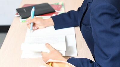 ノーベル賞受賞・山中伸弥博士が学んだ「大阪教育大学附属高校」は「のびのびとした校風」が特徴。天王寺、池田、平野、3校それぞれの特色とは