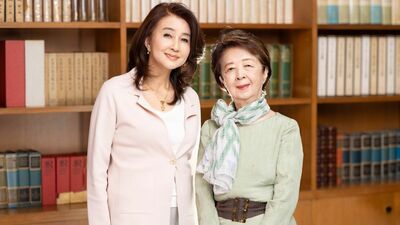 88歳の下重暁子が70歳の秋吉久美子に語る、母との関係「大人になってからも母に反発。80歳に近づくと、『母に似てきた』と言われても、嫌ではなくなった」