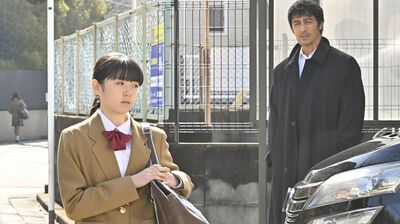 今夜の『キャスター』あらすじ。進藤と海馬の娘が通う女子中学校で盗撮騒動が。中学校へ取材に行くと…<ネタバレあり>
