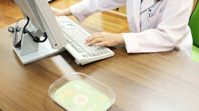 75歳以上で後期高齢者医療制度に切りかわり、自己負担は原則1割に。ただし収入が多く<現役並み所得者>に該当する場合…FP横山光昭が解説