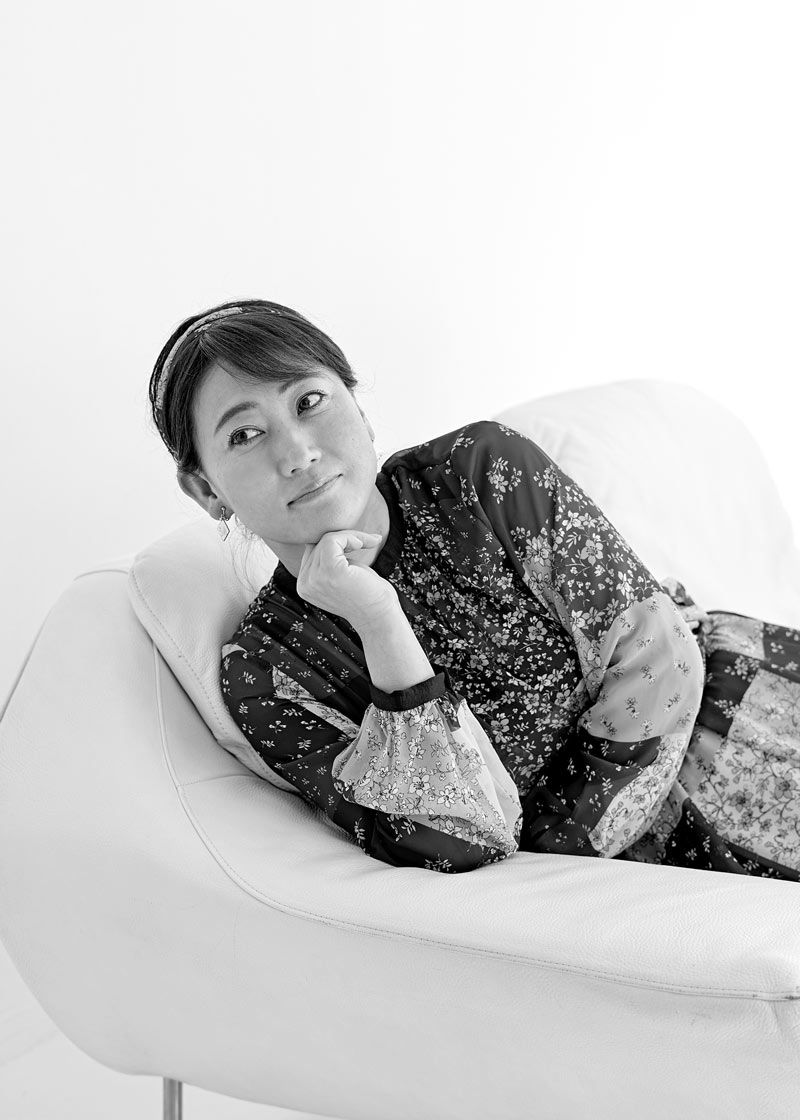 3ページ目）友近「姉と作ったコントが原点。笑いの感覚の〈答え合わせ