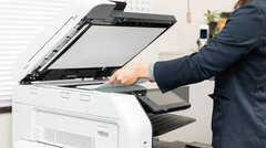 「私の仕事じゃない」とコピー用紙の補充を部下が拒否。成果主義を求める若手の勘違いとは