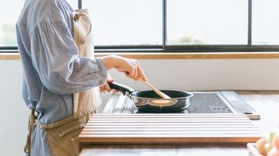 田辺聖子 ほうれん草の卵とじ、はまぐりのお吸いもの…食べるもので子供に季節折々の思い出を