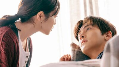 今夜の『メリーベリーラブ』あらすじ。同居生活を始めることになった2人。夏凛がユビンに心の傷について打ち明けると…<ネタバレ>
