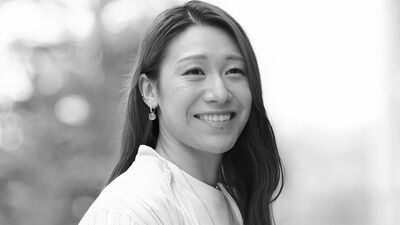 兄妹でバレー日本代表主将・石川真佑「東京五輪のくやしさから海外移籍を決意。移籍先は、兄からのアドバイスを受け出場するチャンスがある中堅チームに」