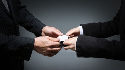 医師・高須克弥が40億円を騙されかけた「地面師詐欺未遂事件」。「司法書士や弁護士にも<怪しい話ではない>と言われるも、パートナーの西原が…」