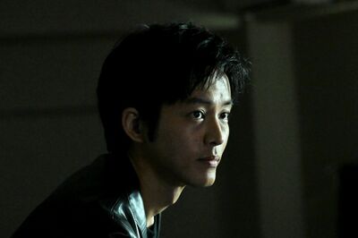 2023年放送『VIVANT』第6話おさらい。アリが握らせた謎のメモが意味するものは? 乃木は父への思いに揺れ…