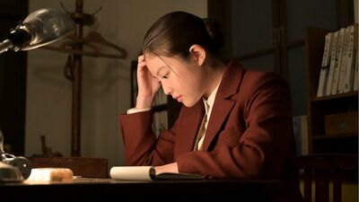 来週の『あんぱん』あらすじ。高知新報に戦後初の女性記者として入社したのぶ。同期の琴子が声をかけてきて…<ネタバレあり>