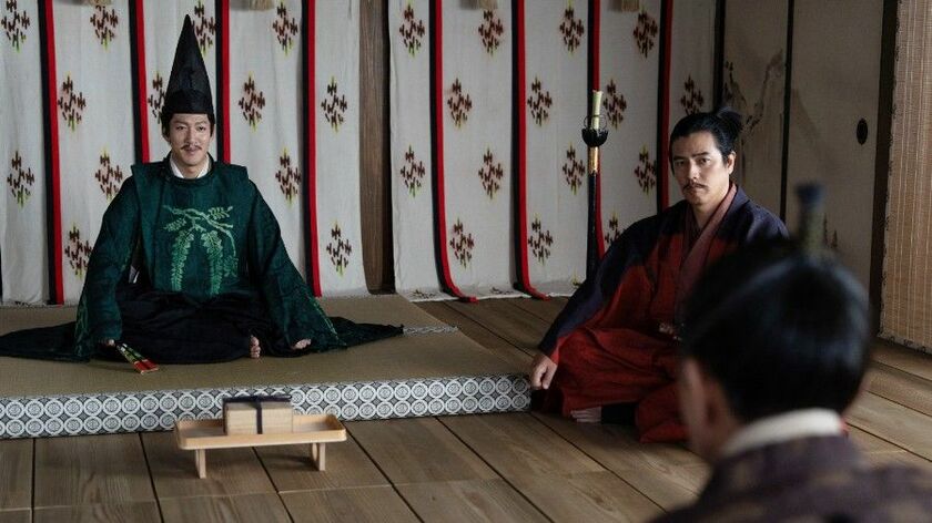 ＜あの二人わしのものに出来ぬか＞『豊臣兄弟！』カリスマ的に描かれた義昭を視聴者絶賛。しかし…「麒麟を呼べる義昭公」「小一郎のセリフが暗示」「アンタが秀吉のモノになるんやで」