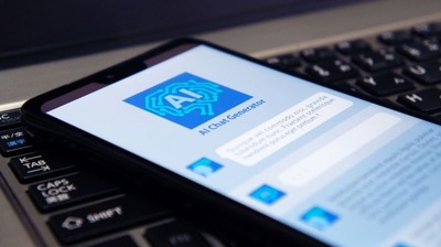 チャットAIブームの先駆け「ChatGPT」Google社開発「Gemini」2つの違いとは？「くすっと笑える小話を教えて」と両方にお願いしてみると…