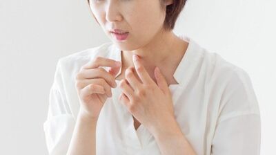 「最近よくむせる」あなたは要注意!食べる・飲み込むを支える口腔機能が悪化すれば<総死亡リスク>2.1倍に…歯科医が今すぐできるセルフチェックと防止策を伝授