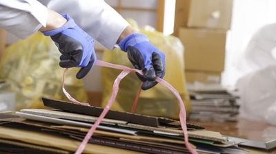 ＜実家の家財処分、業者に頼むと20万から80万円＞自治体の制度やシルバー人材センターを活用する手も。FPが教える「自分で片づける」ポイント