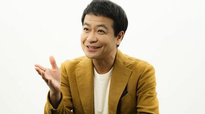 中山秀征が辿り着いた《好かれる人に共通する秘訣》。「なので『THE夜もヒッパレ』では司会の三宅裕司さんが話題を振らない人に、あえて…」