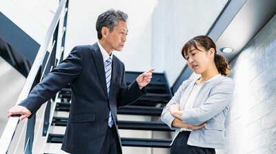 40代女性を「おばさん」と呼びながら、50代の自分は「見た目も心も若い」と言う男性…佐伯ポインティ「＜若さに価値がある＞という考え方から卒業しよう」