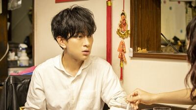 横山裕主演の『今夜もシリアルキラーと待ち合わせ』第２回あらすじ。ヒナタが殺人鬼を見分ける能力を持っていると気付いた磯貝は協力を依頼するが…＜ネタばれあり＞