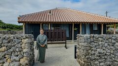 定年前に大学教授を退職、65歳で竹富島一人暮らしを始めた三砂ちづる「あたかも島にもう一つ集落ができたかのような『星のや竹富島』。その中がむしろ昔の島の風景に近くなっているワケ」