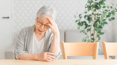 65歳以上の〈認知症〉有病率が10年間で約3パーセント減少した一方、増え続けているのが…知っておきたい〈認知症のキホン〉を専門医が解説