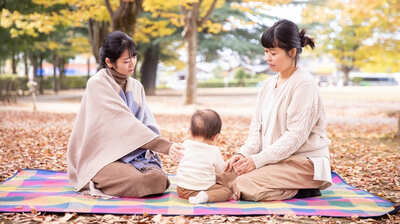 子育てに自信がもてず、あれこれ詰め込みすぎてしまう…。親の不安を軽くする「子育ての引き算」の考え方とは。1万人以上の悩みを聞いてきたモンテッソーリ教師が伝授