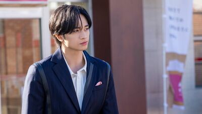 『コンビニ兄弟』第2回あらすじ。塾講師の桐山の絵をほめた三彦。だが桐山は怒って門司港から姿を消してしまう＜ネタばれあり＞