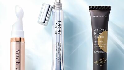 年齢が出やすい目元に、血管や筋肉までアプローチする進化した「アイケア美容液」6選。マッサージツール付きは、美容液をなじませながらツボ刺激も